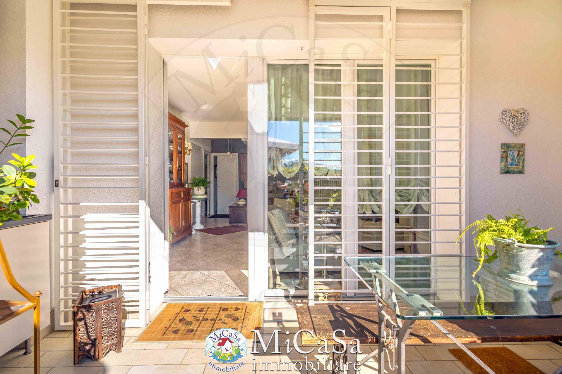 Immagine 22 di Appartamento in vendita  in Via Delle Mimose 1 a Pisa