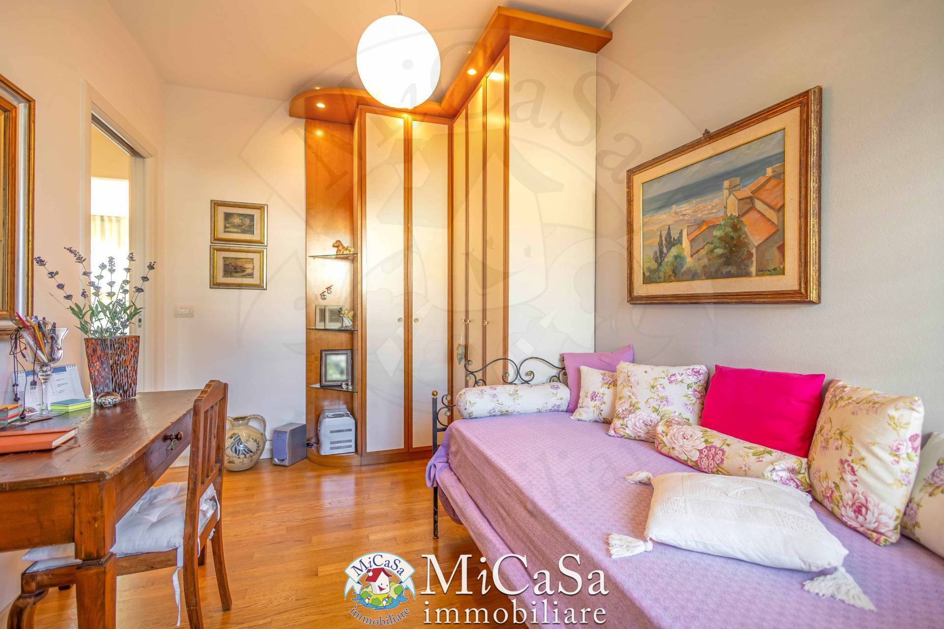 Immagine 16 di Appartamento in vendita  in Via Delle Mimose 1 a Pisa