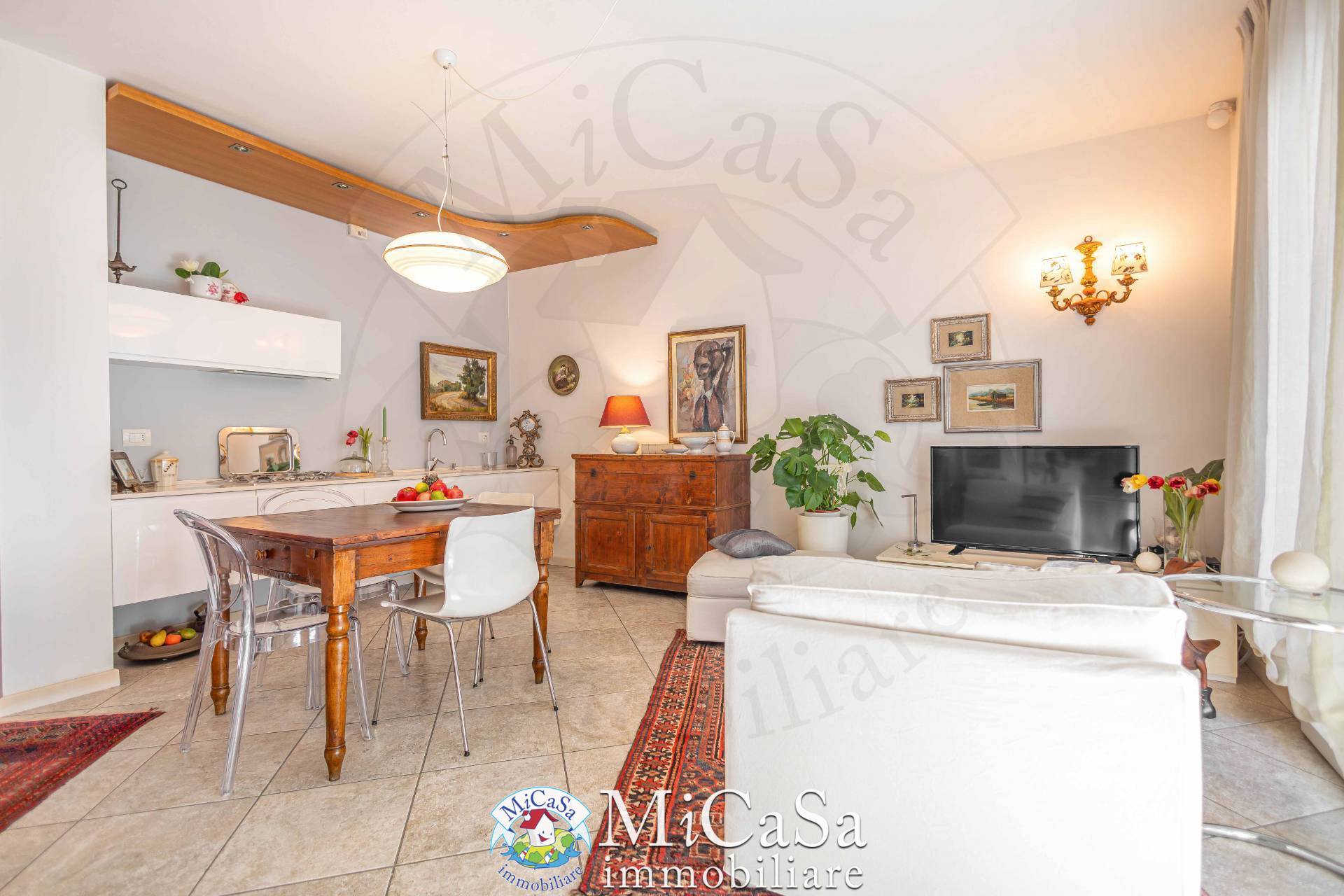 Immagine 4 di Appartamento in vendita  in Via Delle Mimose 1 a Pisa