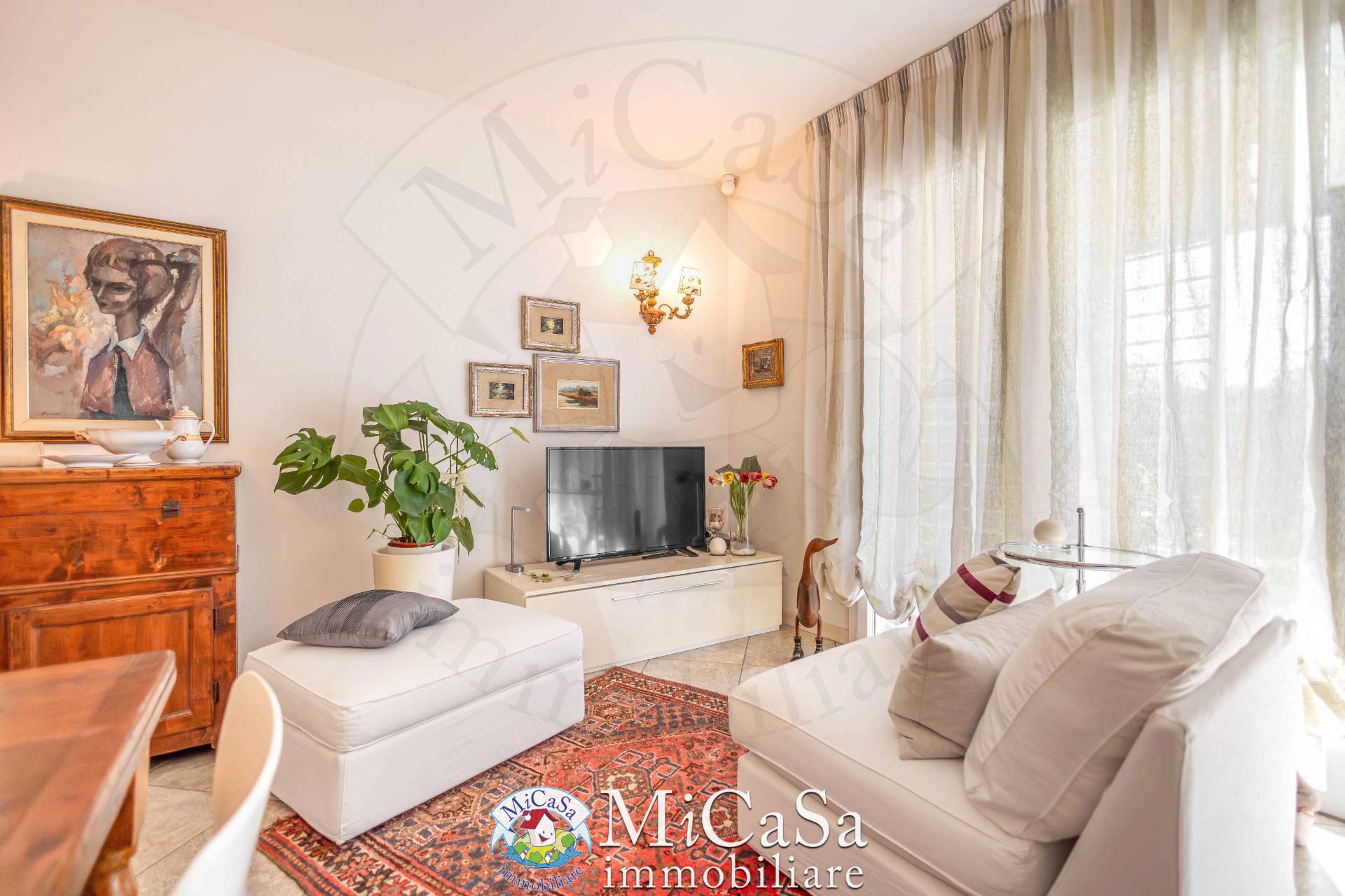 Immagine 7 di Appartamento in vendita  in Via Delle Mimose 1 a Pisa