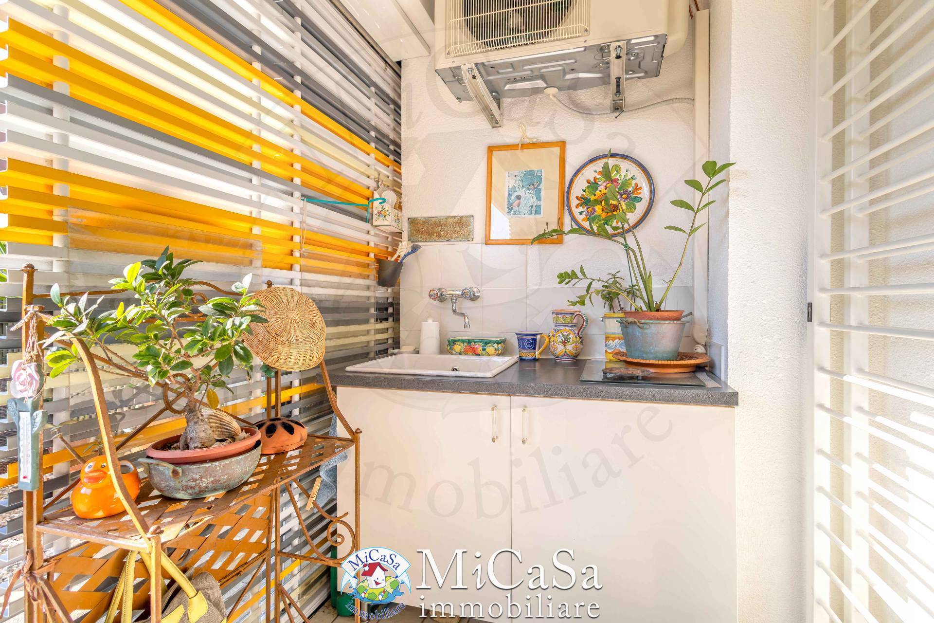 Immagine 25 di Appartamento in vendita  in Via Delle Mimose 1 a Pisa