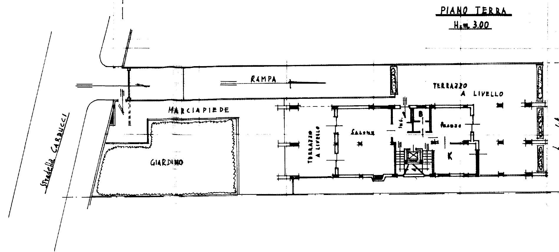 Immagine 42 di Villa in vendita  in Strada Carducci 3/b a Bari
