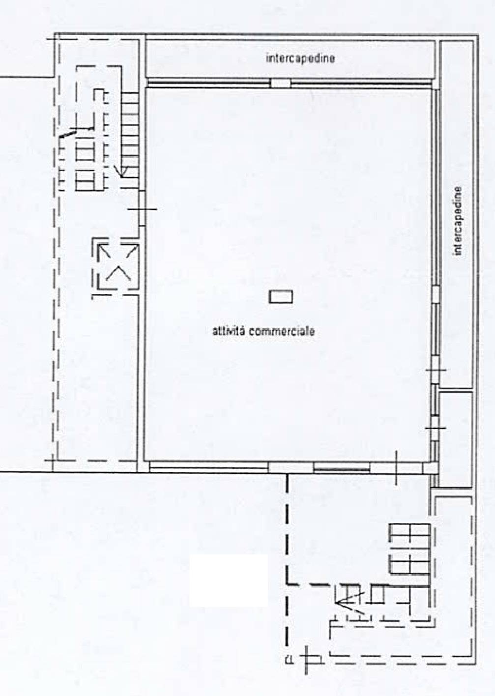 Immagine 11 di Locale commerciale in vendita  in Via Giuseppe Palmieri 4/b a Bari