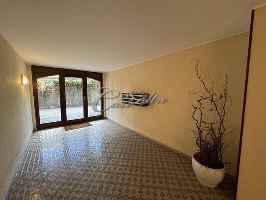 Immagine 7 di Appartamento in vendita  in Via Monteverde a Como