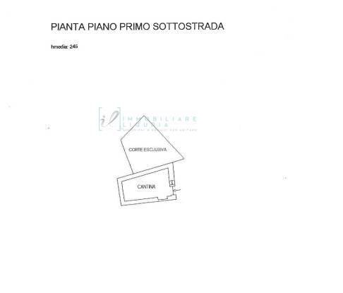 Immagine 33 di Rustico / casale in vendita  in Via IV novembre a Castelbianco