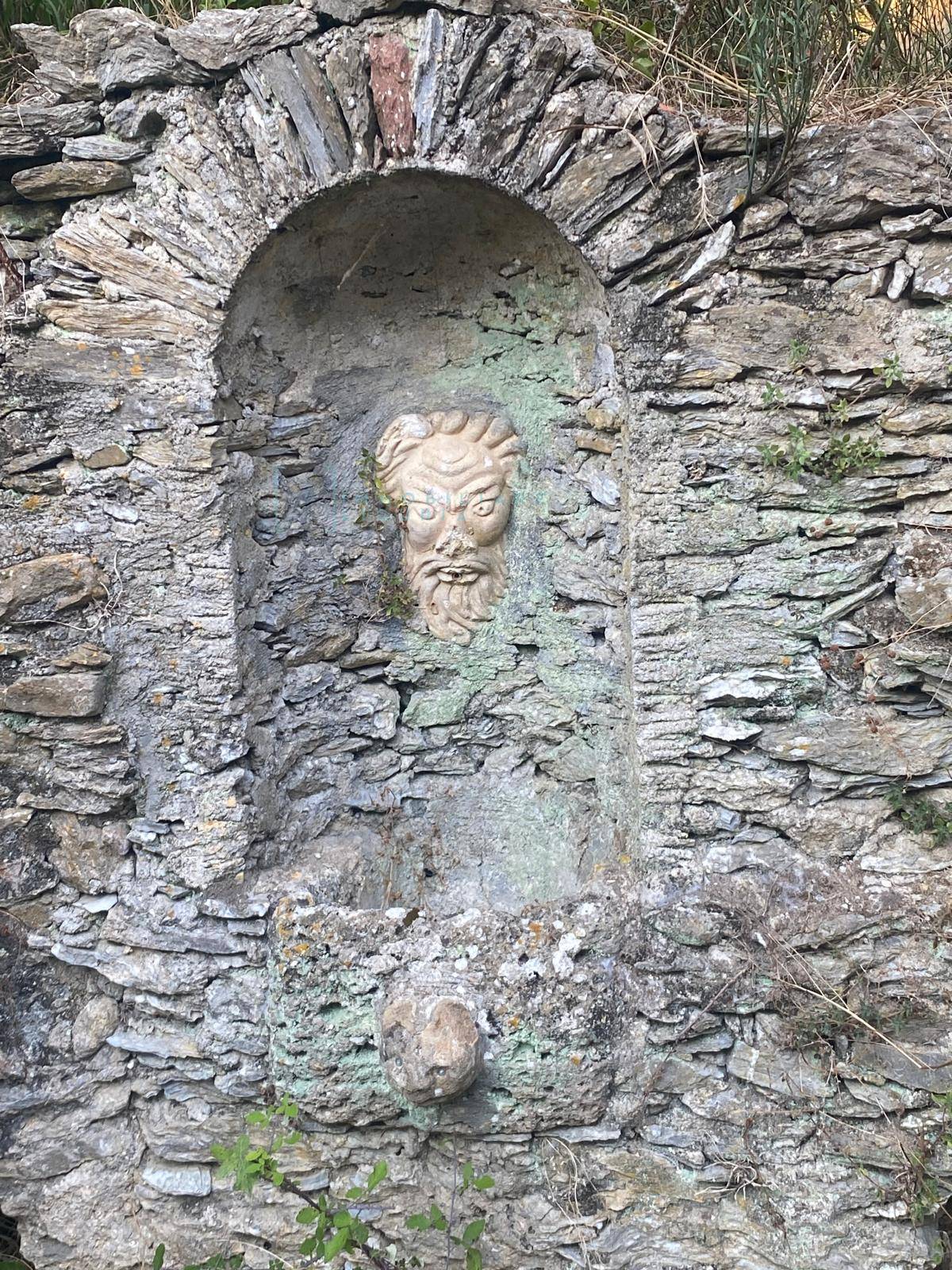 Immagine 10 di Terreno agricolo in vendita  in San Fedele a Albenga