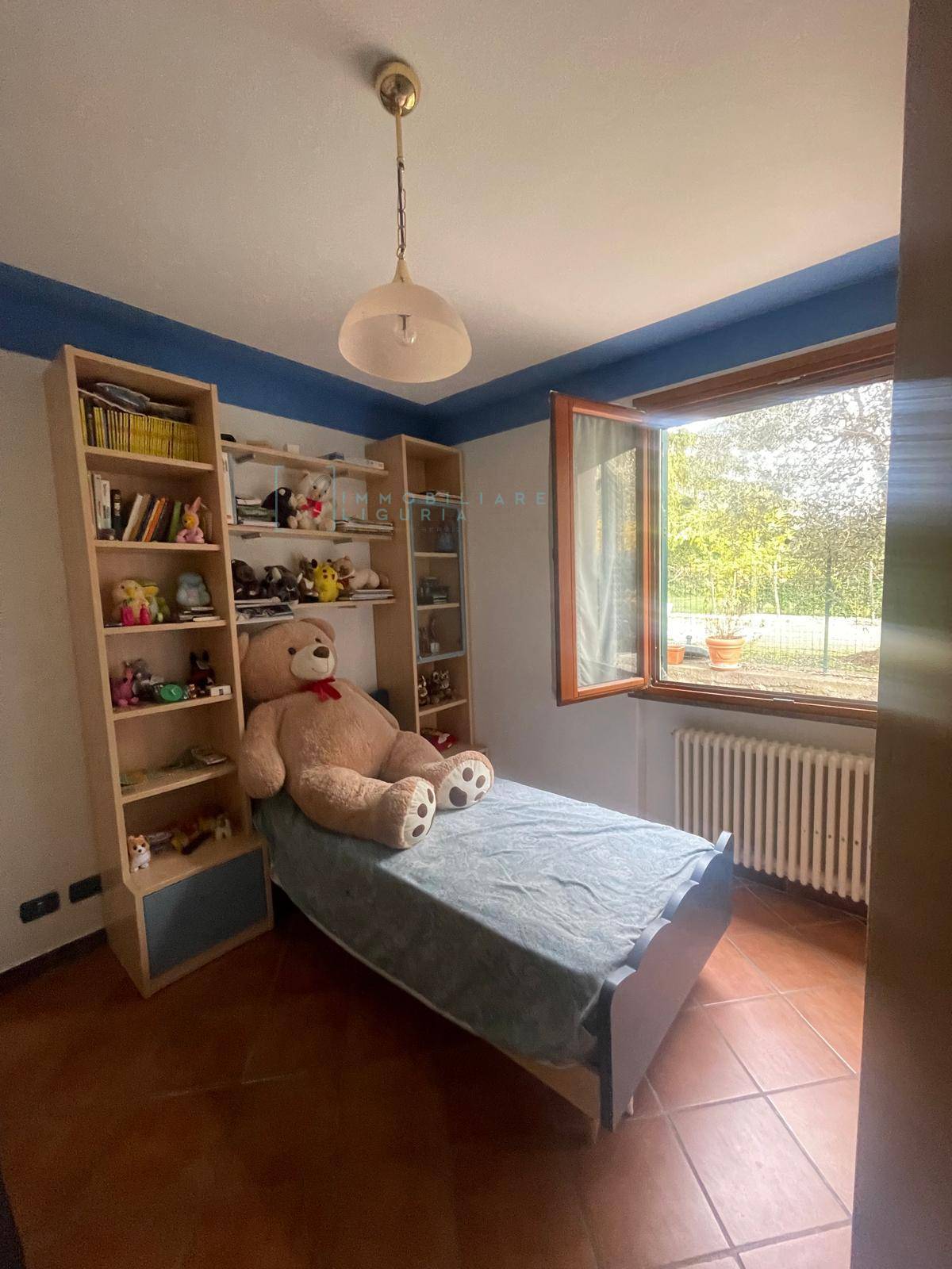 Immagine 26 di Appartamento in vendita  in Via Al frantoio a Vessalico