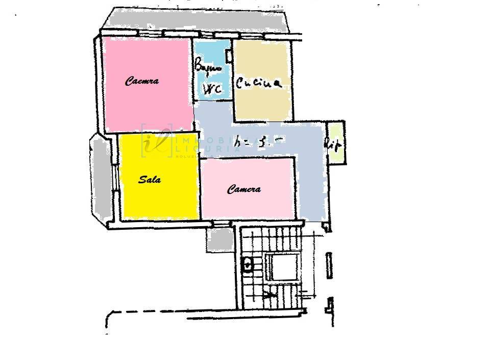 Immagine 37 di Appartamento in vendita  in Piazza Nenni a Albenga
