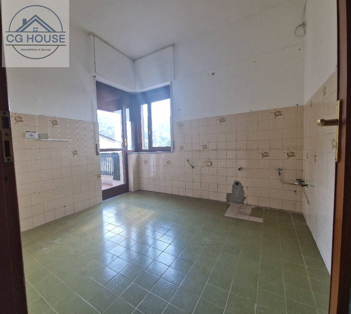 Immagine 8 di Appartamento in vendita  in Via Frate Agostino Da Casoria a Aiello Del Sabato