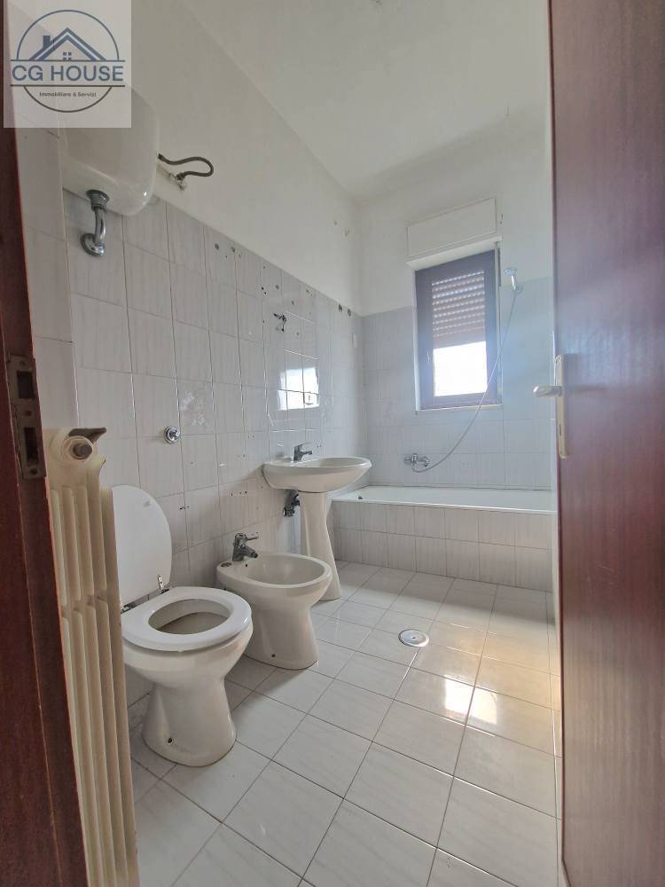 Immagine 5 di Appartamento in vendita  in Via Frate Agostino Da Casoria a Aiello Del Sabato