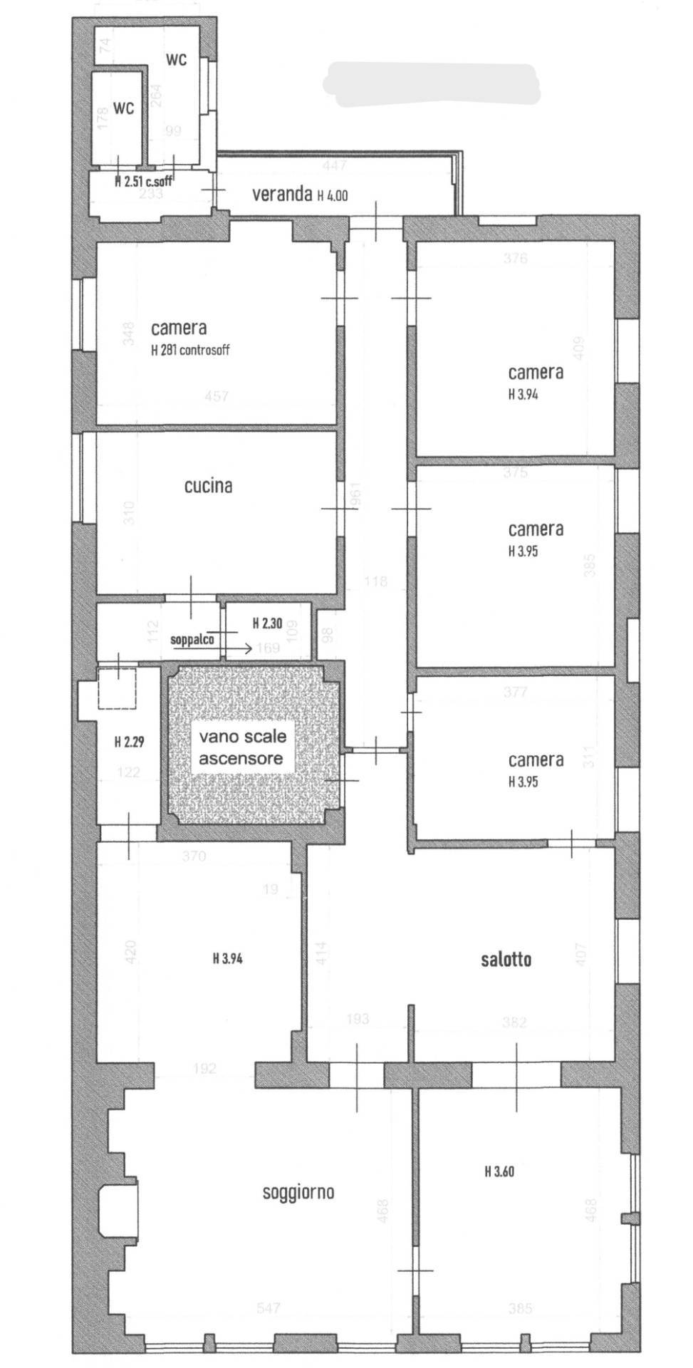 Immagine 35 di Appartamento in vendita  in viale carducci 28 a Viareggio