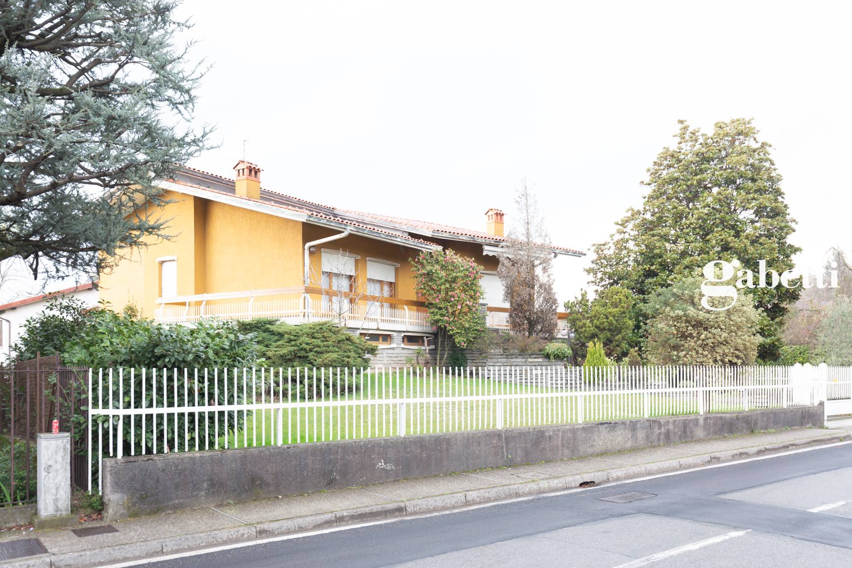 Immagine 3 di Villa in vendita  in Via Trento 28 a Osnago