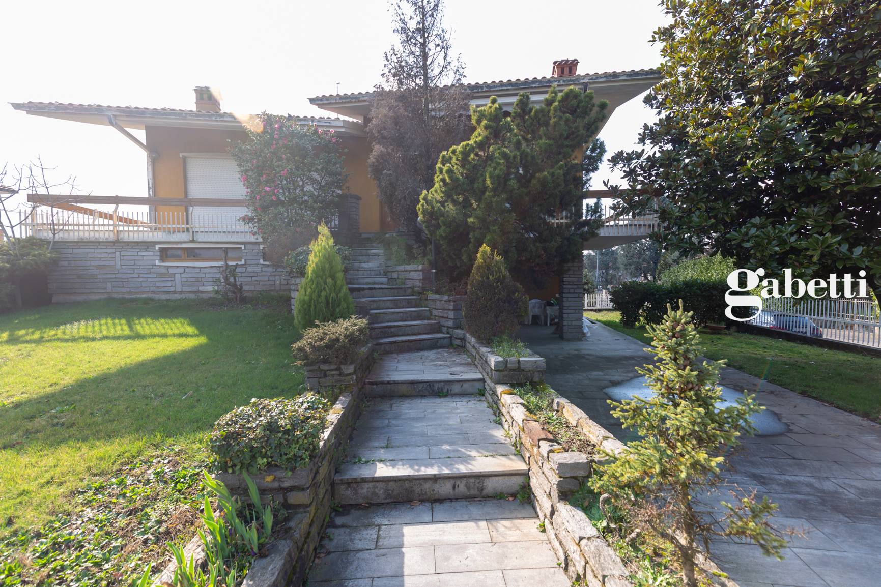 Immagine 4 di Villa in vendita  in Via Trento 28 a Osnago