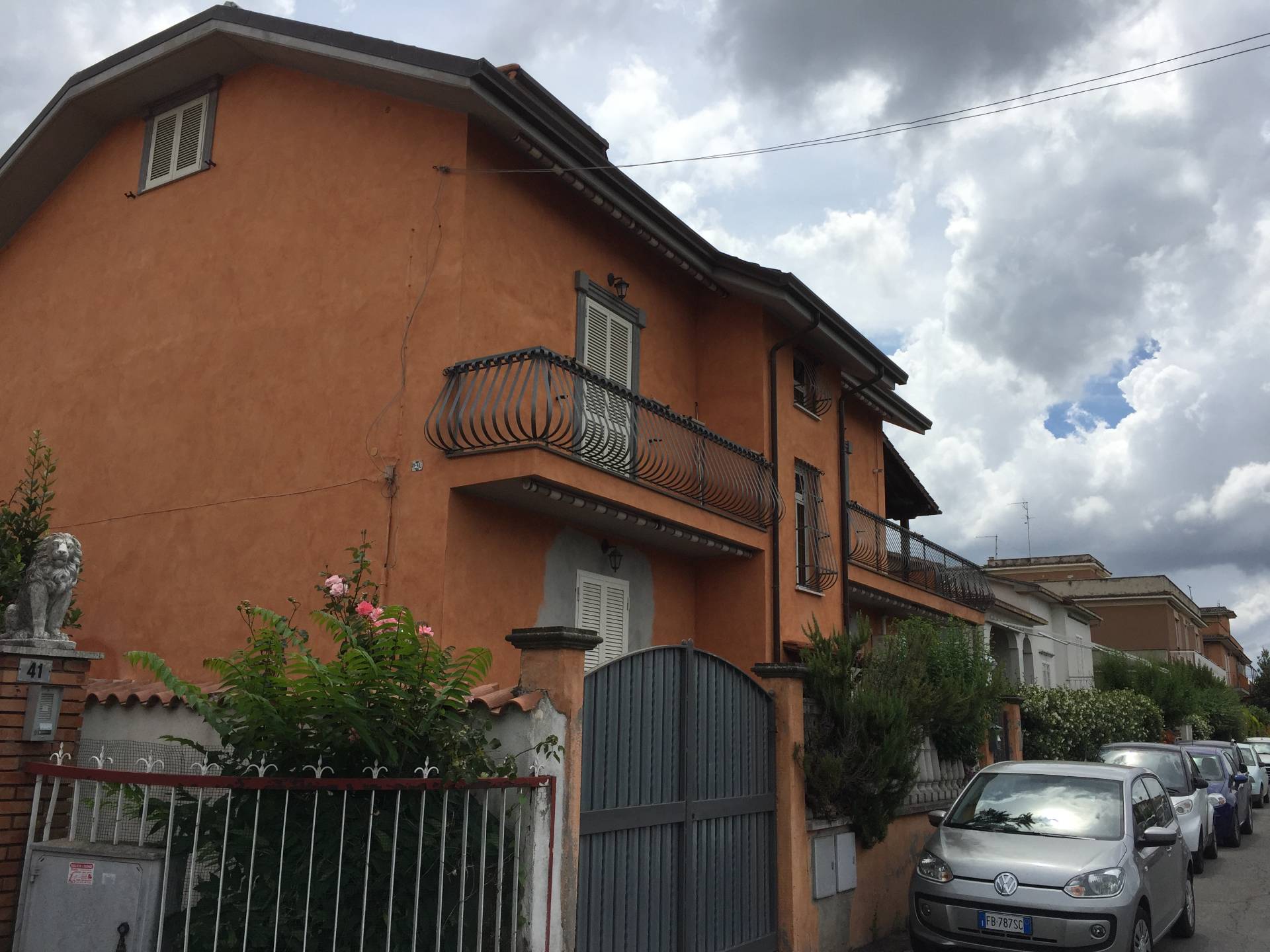 Immagine 3 di Appartamento in vendita  in via livorno 43 a Albano Laziale