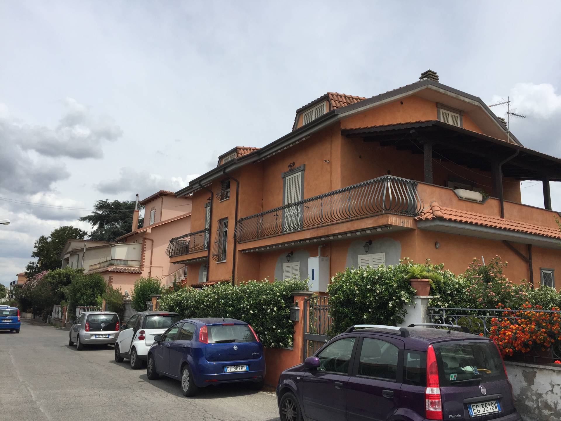 Immagine 2 di Appartamento in vendita  in via livorno 43 a Albano Laziale