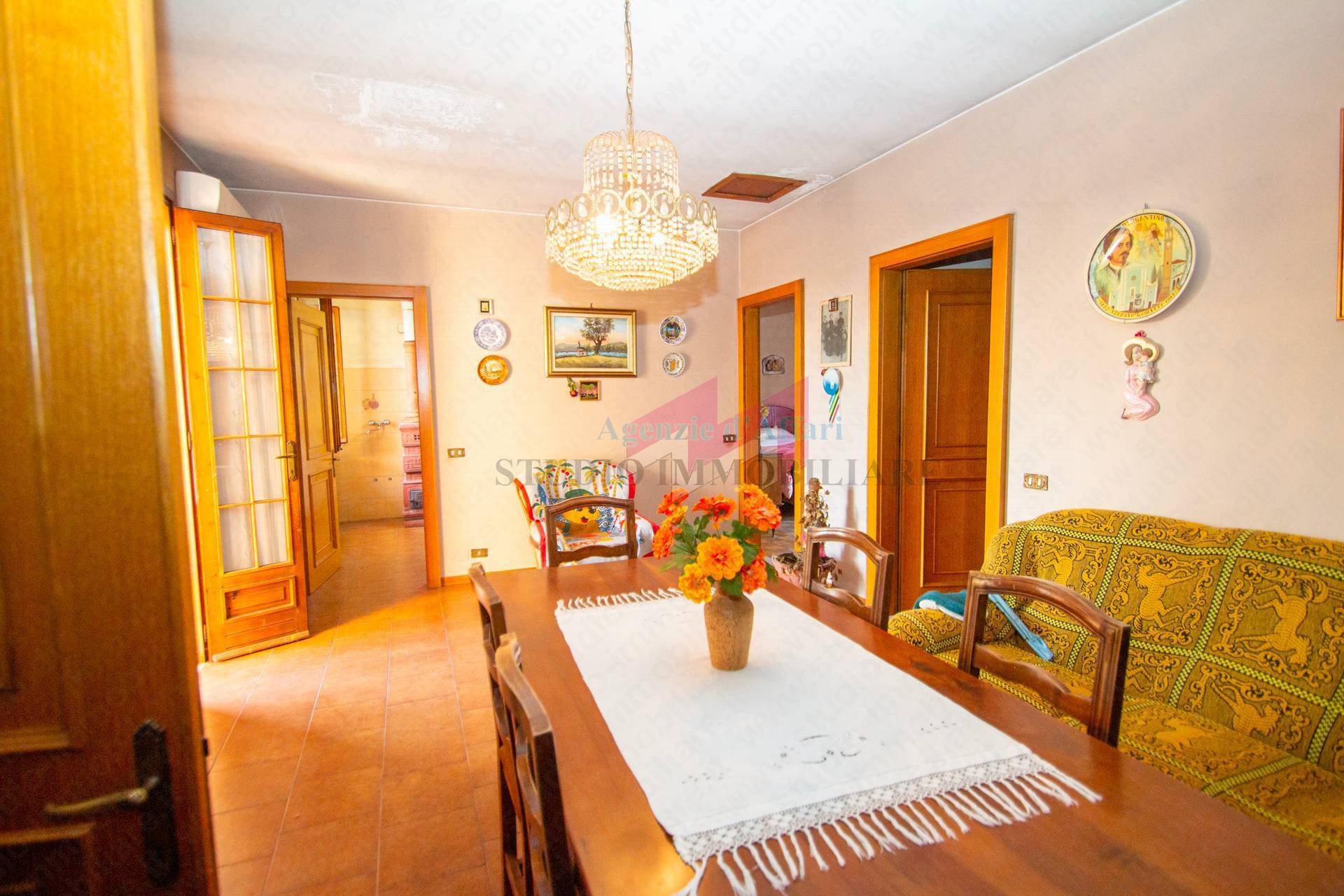 Immagine 5 di Casa semindipendente in vendita  in via Vittorio Emanuele II 75 a Bergantino