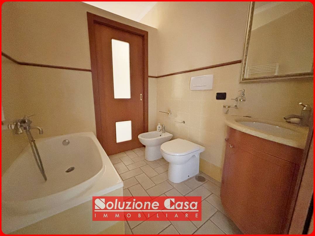 Immagine 6 di Appartamento in vendita  in Via Balilla 18 a Canosa Di Puglia