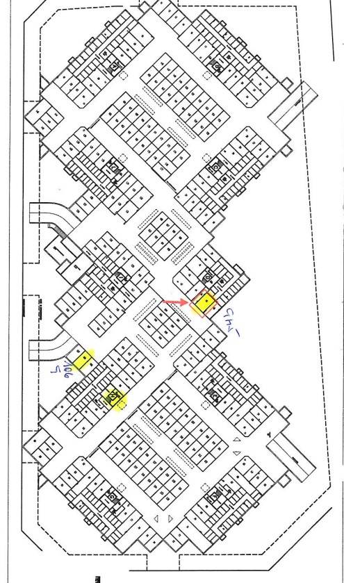 Immagine 3 di Box auto in vendita  in via Cavalieri Bonaventura a Parabiago