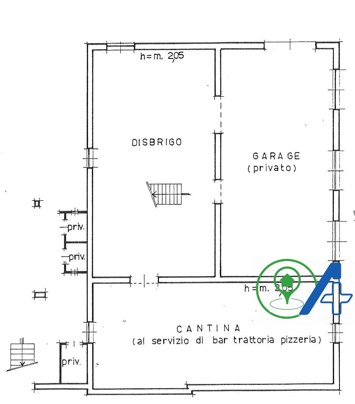 Immagine 18 di Locale commerciale in vendita  in strada Marengo a Goito