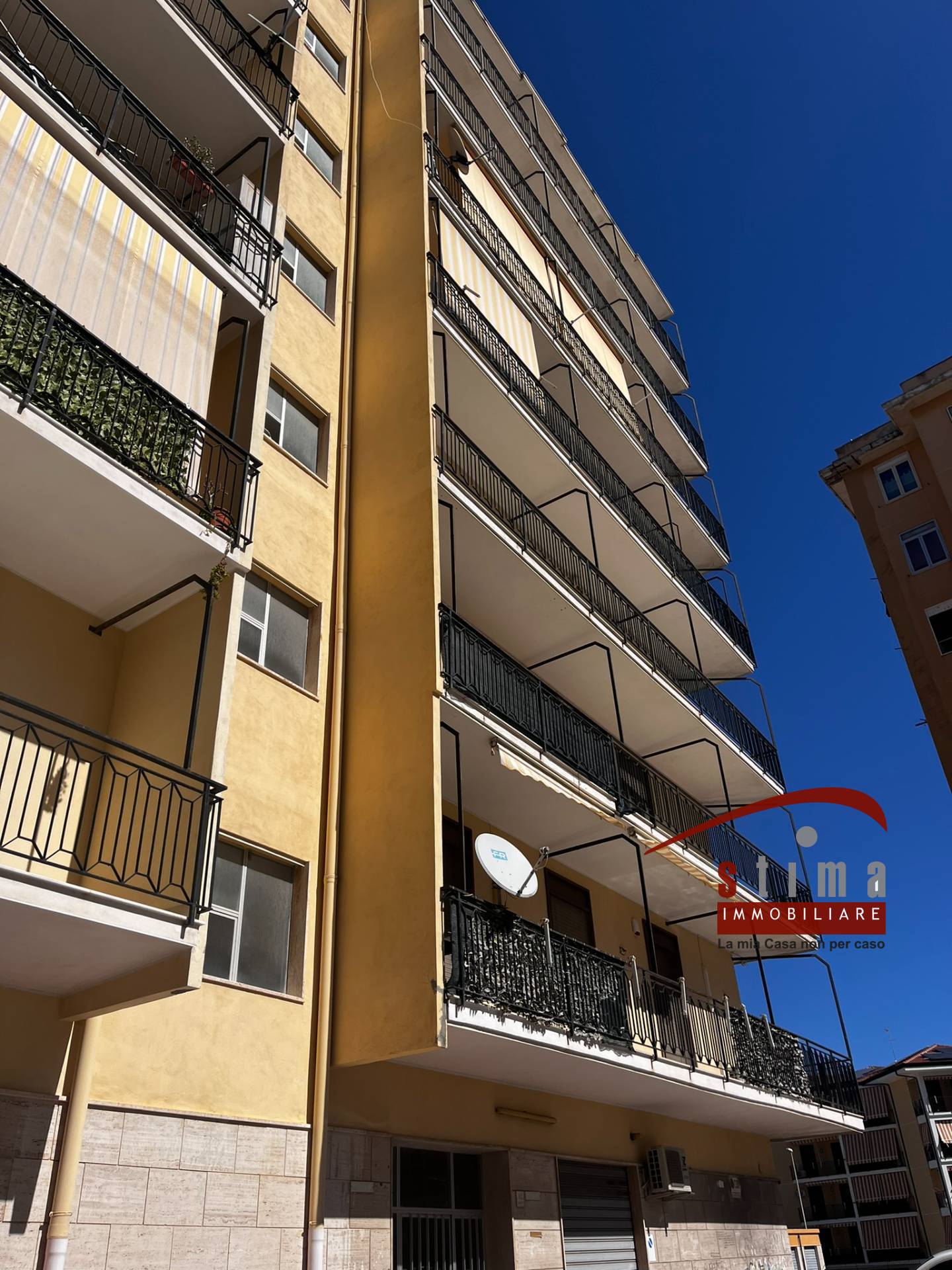 Immagine 6 di Appartamento in vendita  in salvatore monteforte a Siracusa