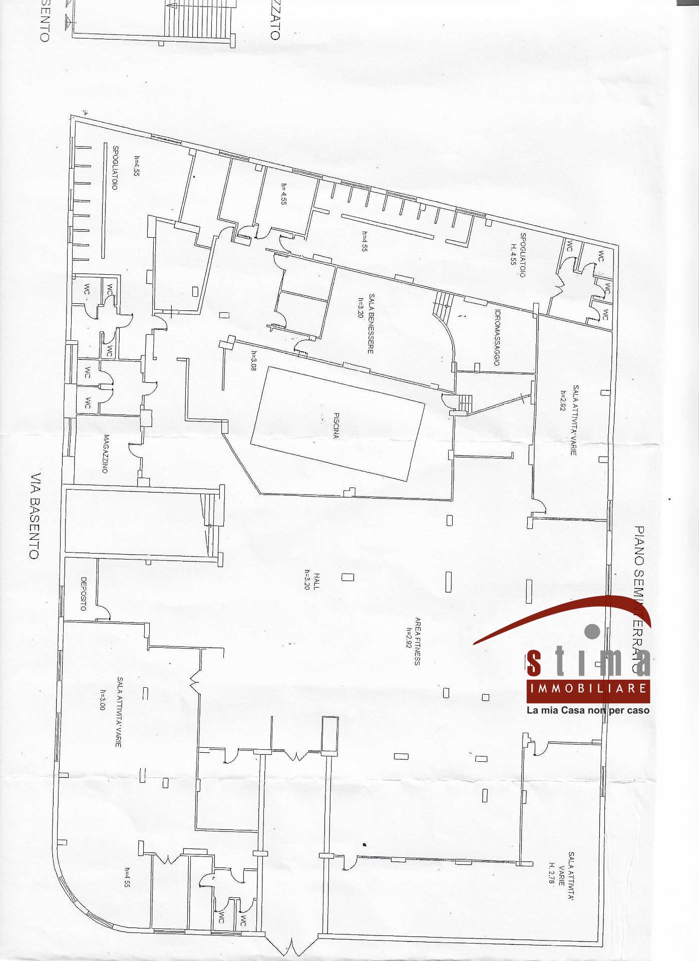 Immagine 14 di Locale commerciale in affitto  in via Basento 20 a Siracusa