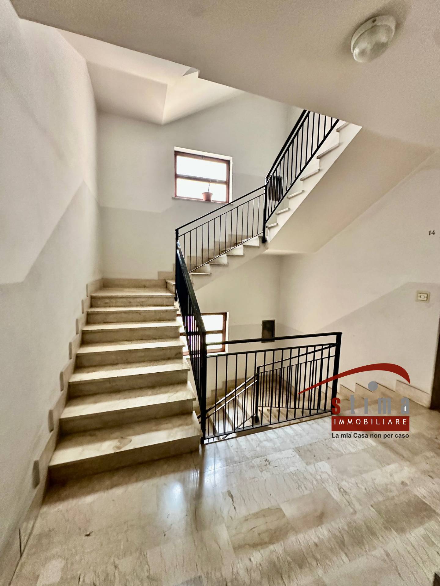 Immagine 14 di Appartamento in vendita  in via Armando Diaz 37 a Siracusa