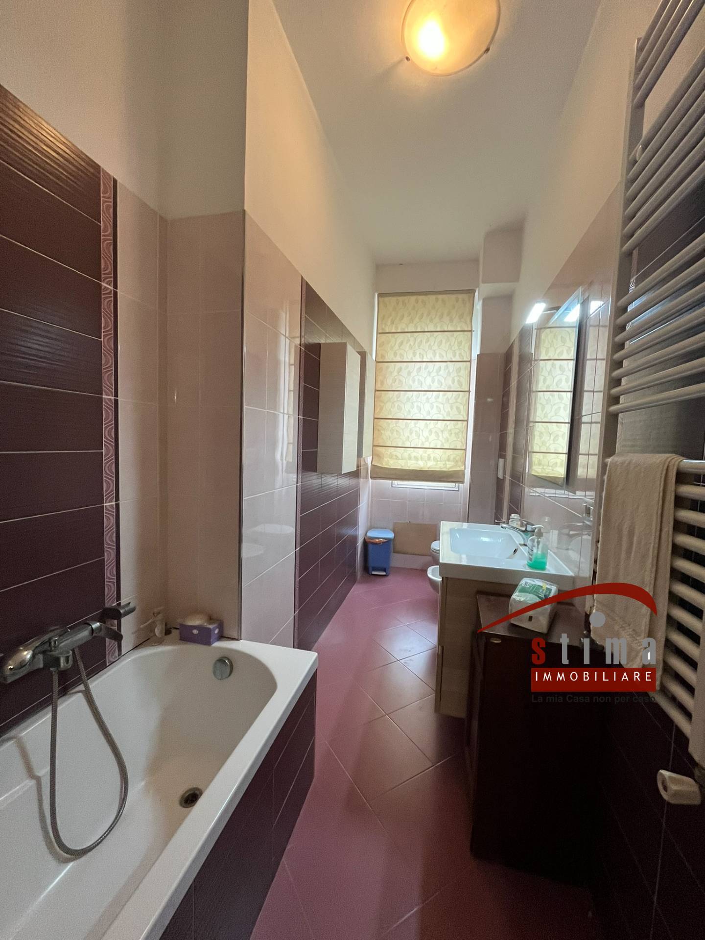 Immagine 10 di Appartamento in vendita  in via Tevere 10 a Siracusa