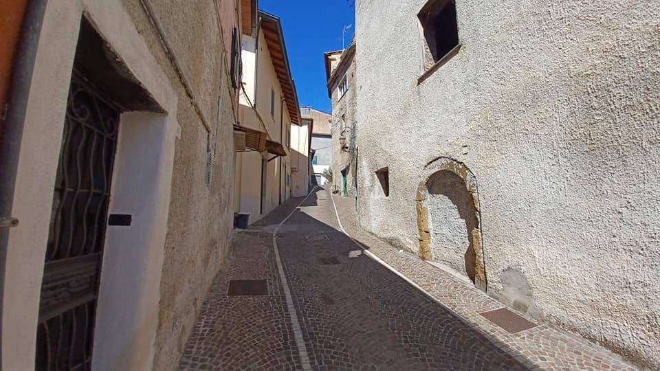 Immagine 2 di Appartamento in vendita  in via pietra liscia a Ceccano