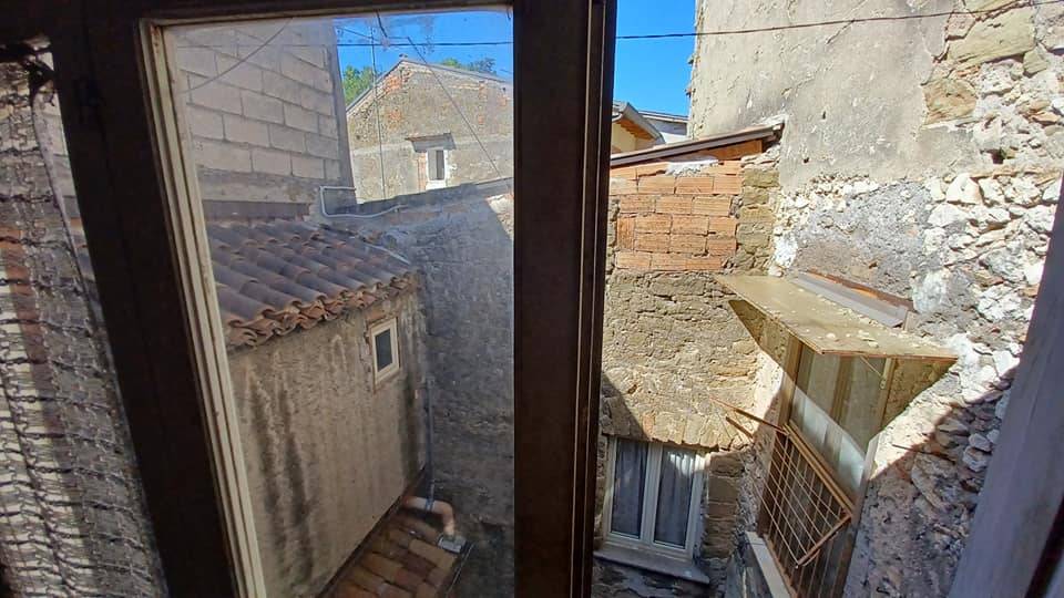 Immagine 5 di Appartamento in vendita  in via pietra liscia a Ceccano