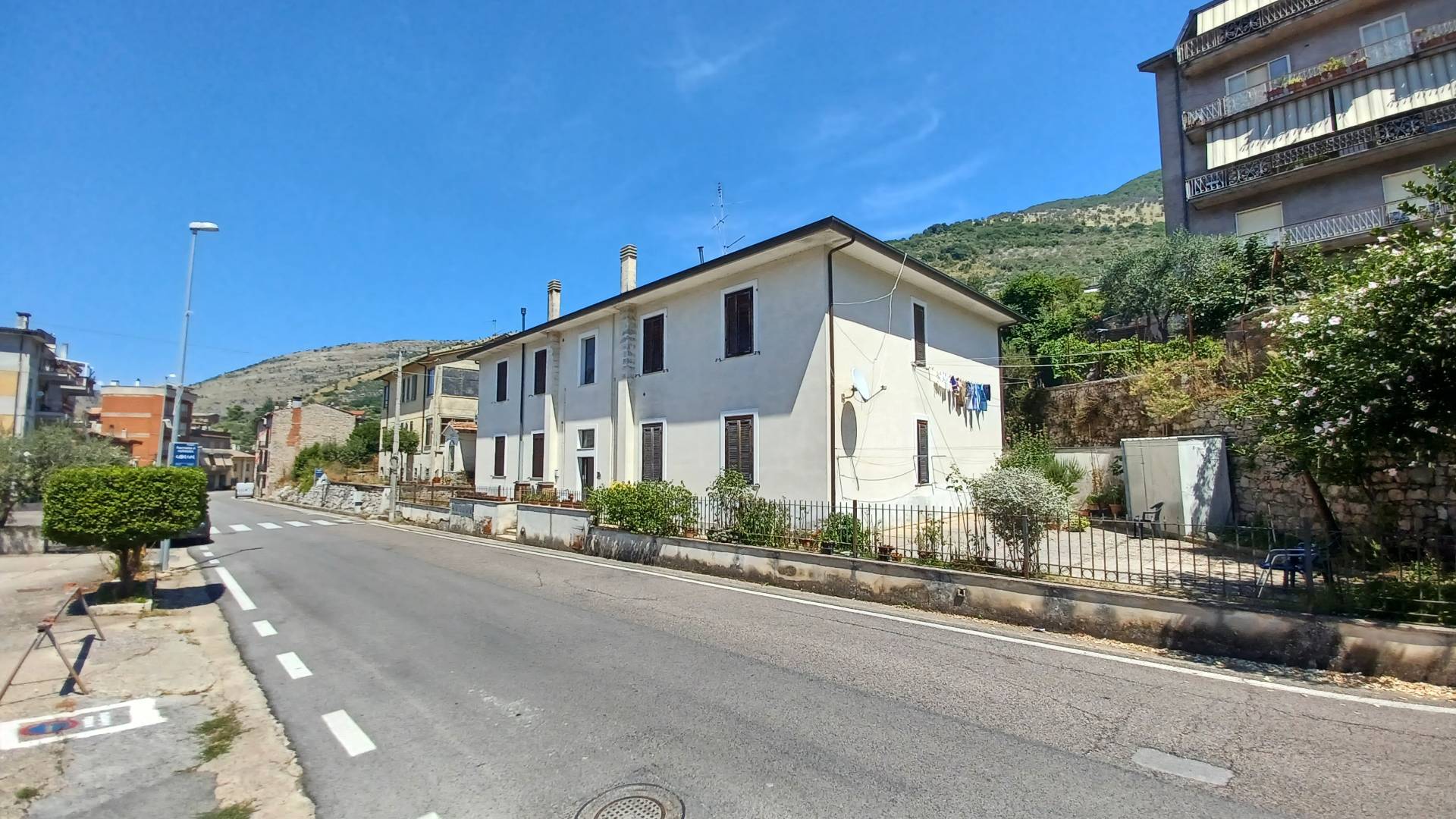 Immagine 1 di Appartamento in vendita  in Via Roma 87 a Arnara