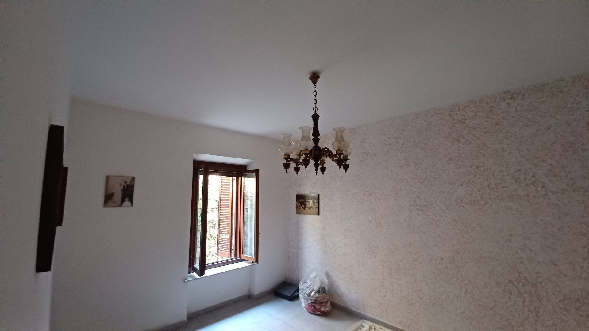 Immagine 6 di Appartamento in vendita  in Via Roma 87 a Arnara