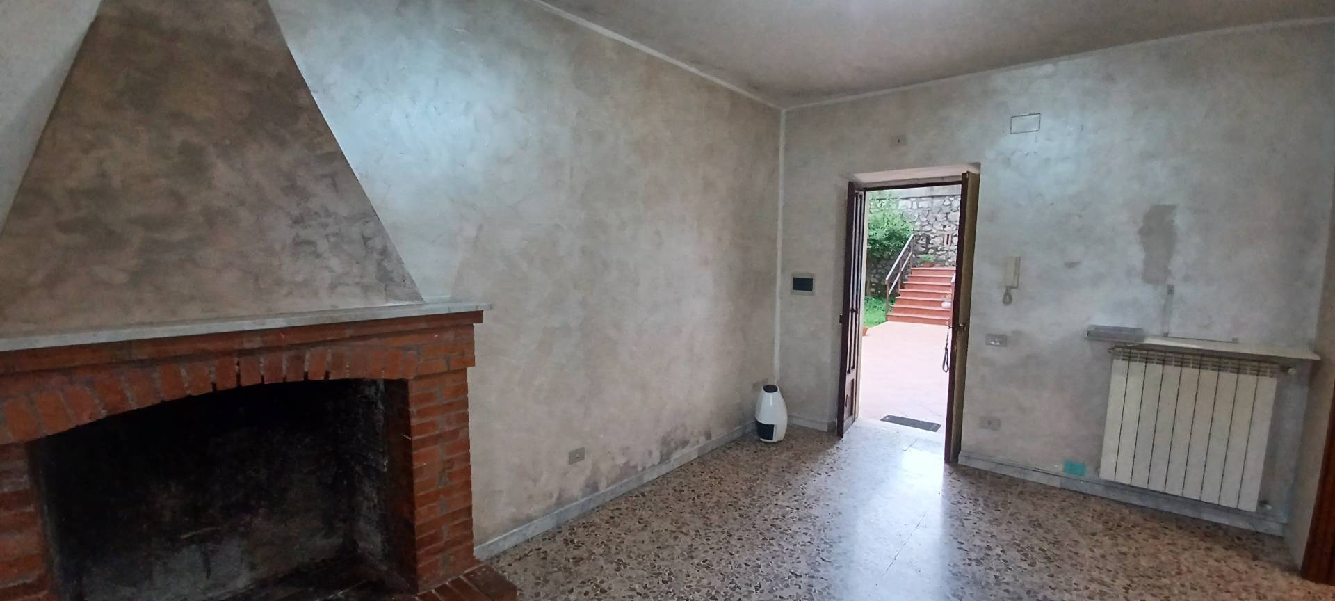 Immagine 8 di Appartamento in vendita  in via dell'auricola a Amaseno