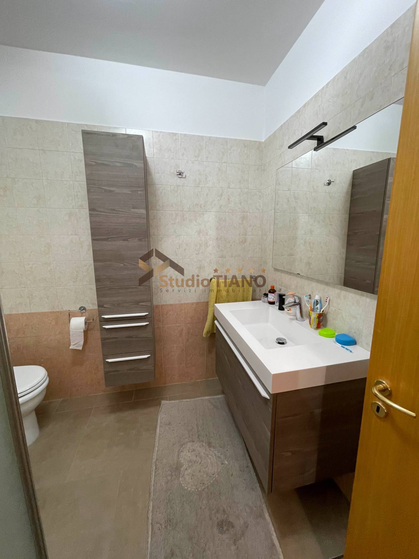 Immagine 15 di Appartamento in affitto  in VIA SIBARI 17 a Altilia