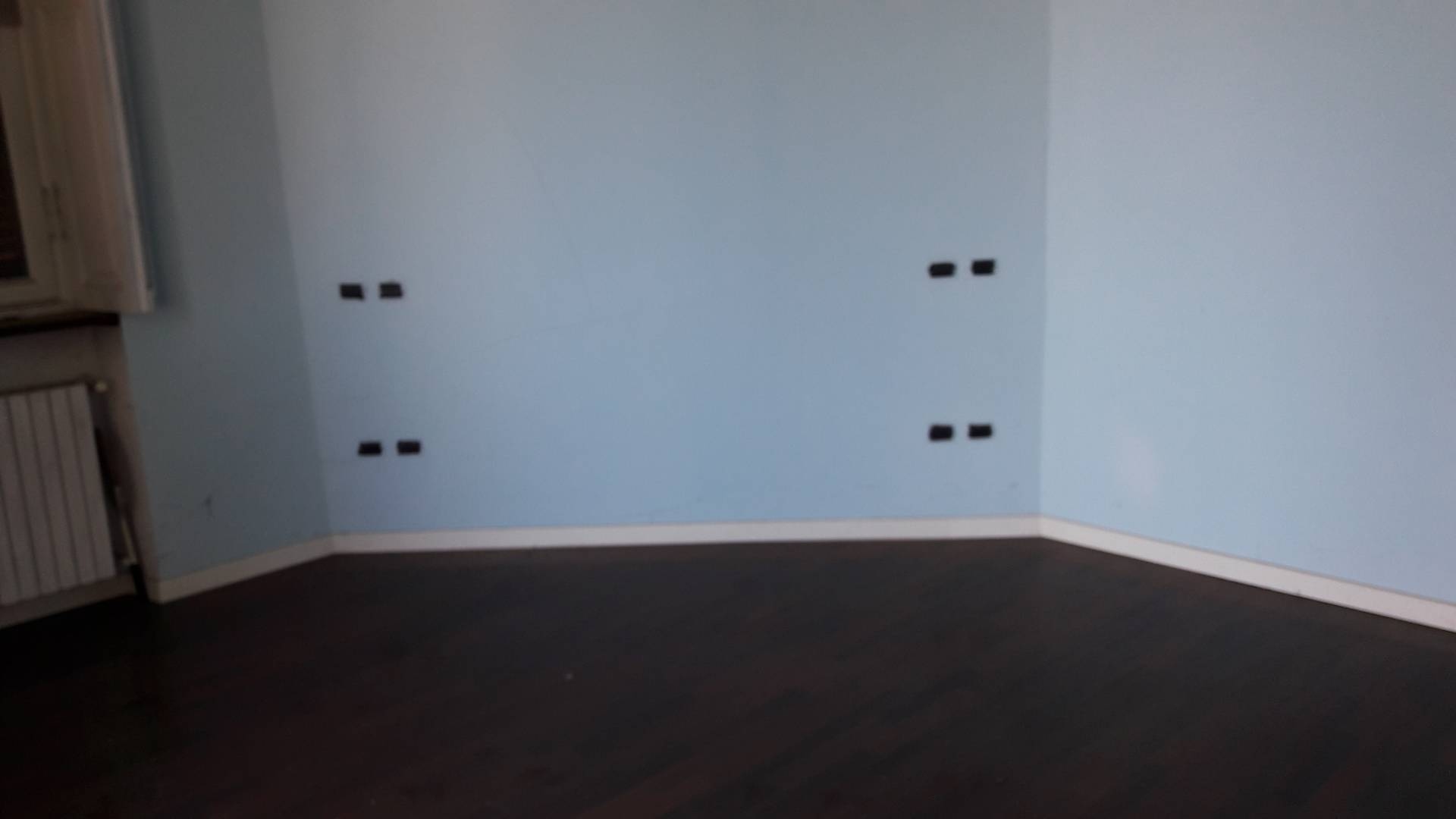 Immagine 13 di Villa in vendita  a Besano