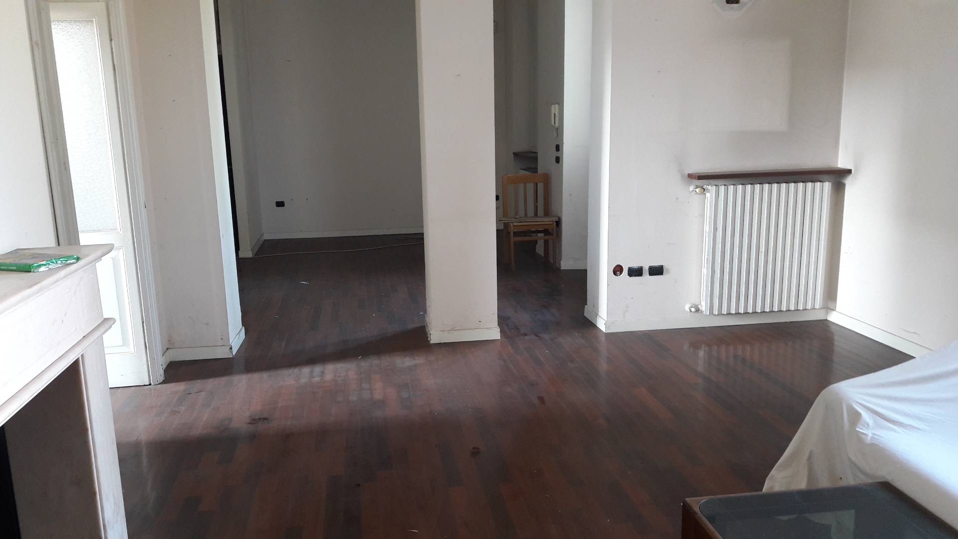 Immagine 15 di Villa in vendita  a Besano