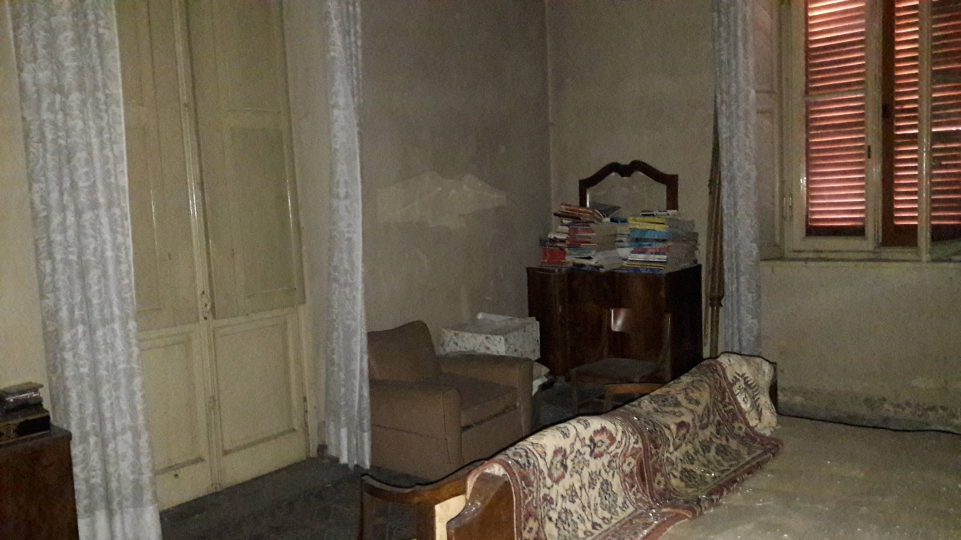 Immagine 19 di Villa in vendita  a Besano