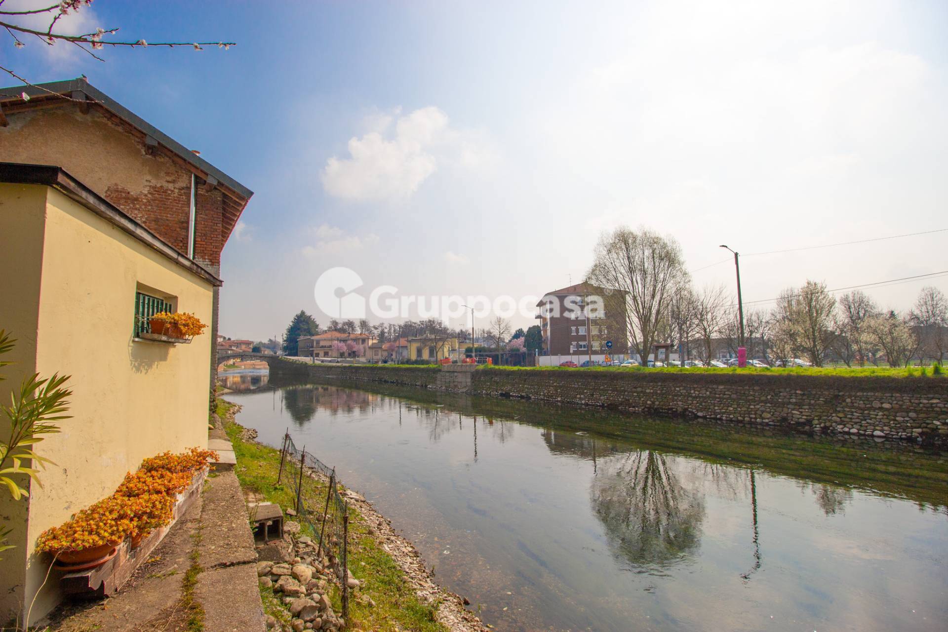 Immagine 5 di Appartamento in affitto  in Via Roma 19 a Bernate Ticino