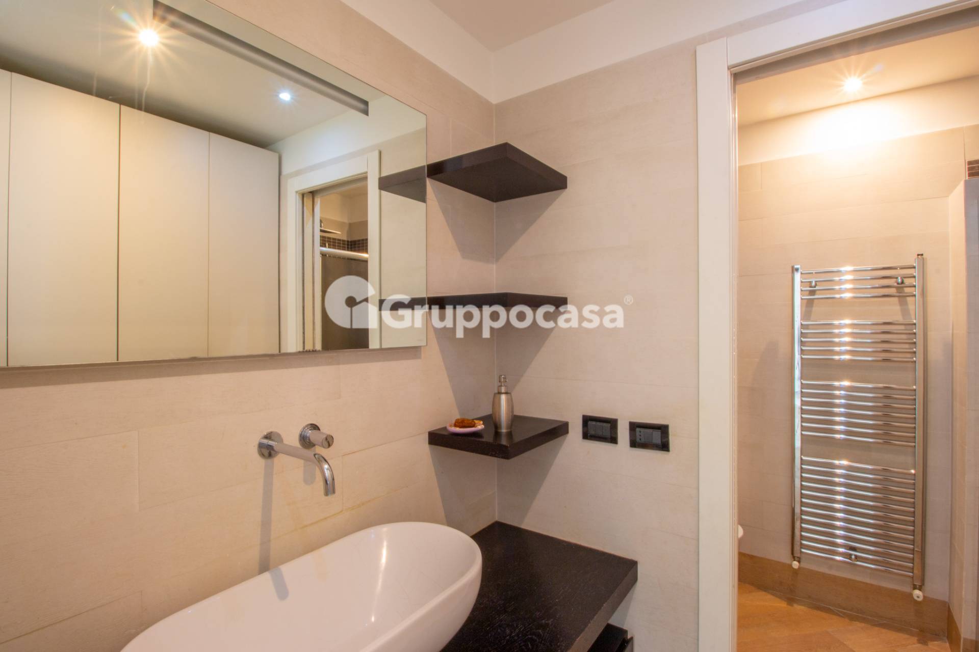 Immagine 17 di Appartamento in affitto  in Via Roma 19 a Bernate Ticino