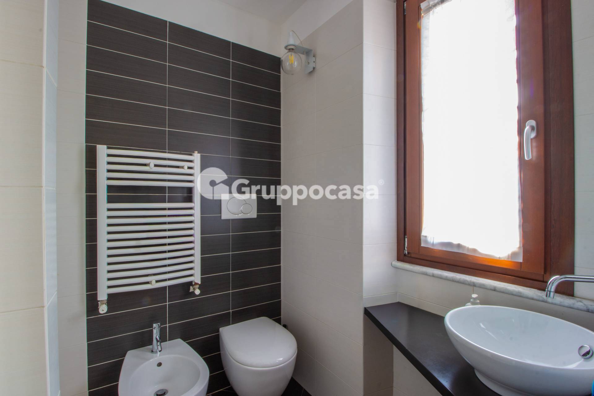 Immagine 26 di Appartamento in affitto  in Via Roma 19 a Bernate Ticino