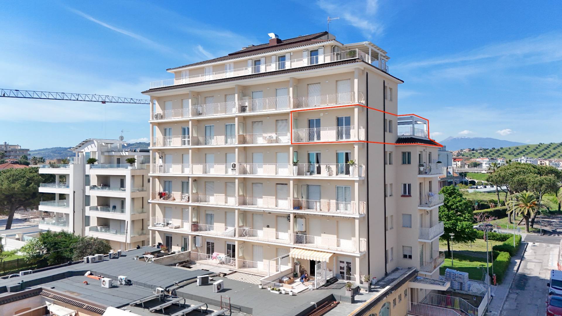 Immagine 37 di Appartamento in vendita  in via Gaetano Donizetti 1 a San Benedetto Del Tronto
