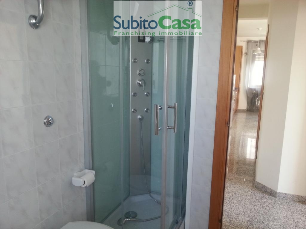 Immagine 11 di Appartamento in affitto  in Via Monte Grappa a Chieti