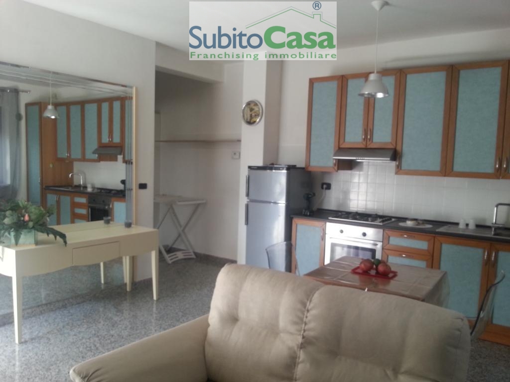 Immagine 8 di Appartamento in affitto  in Via Monte Grappa a Chieti