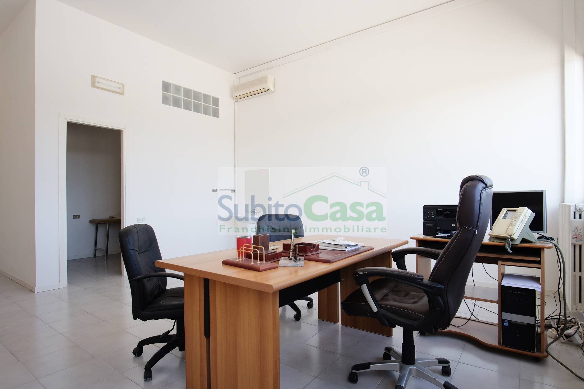 Immagine 5 di Ufficio in vendita  in Via Giuseppe Verdi a Chieti