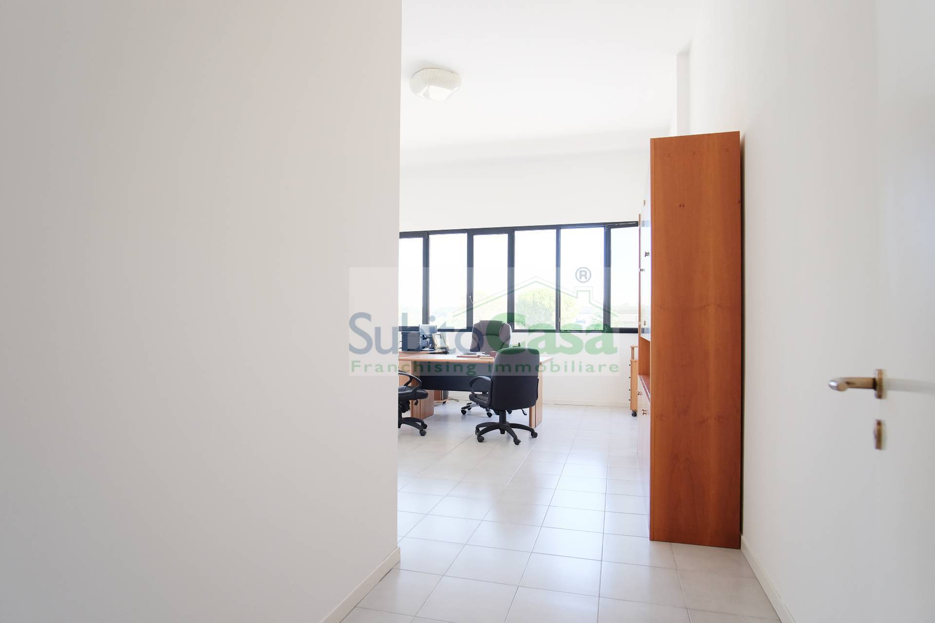 Immagine 6 di Ufficio in vendita  in Via Giuseppe Verdi a Chieti