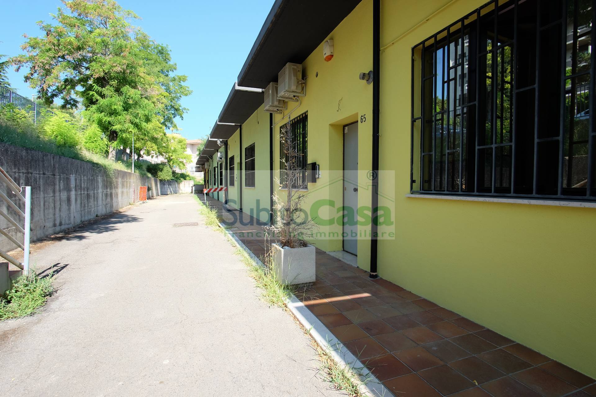 Immagine 19 di Ufficio in vendita  in Via Giuseppe Verdi a Chieti