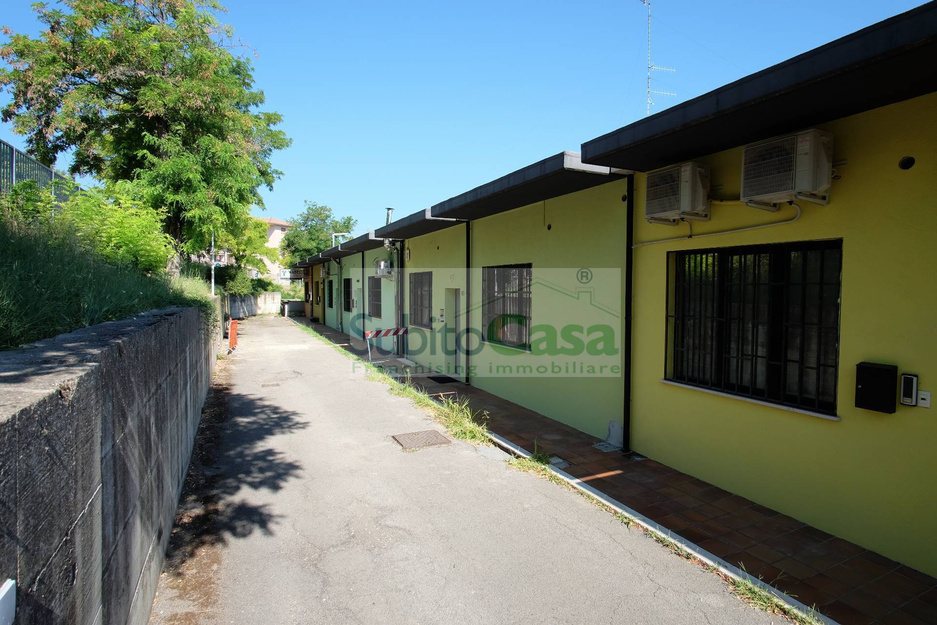 Immagine 20 di Ufficio in vendita  in Via Giuseppe Verdi a Chieti