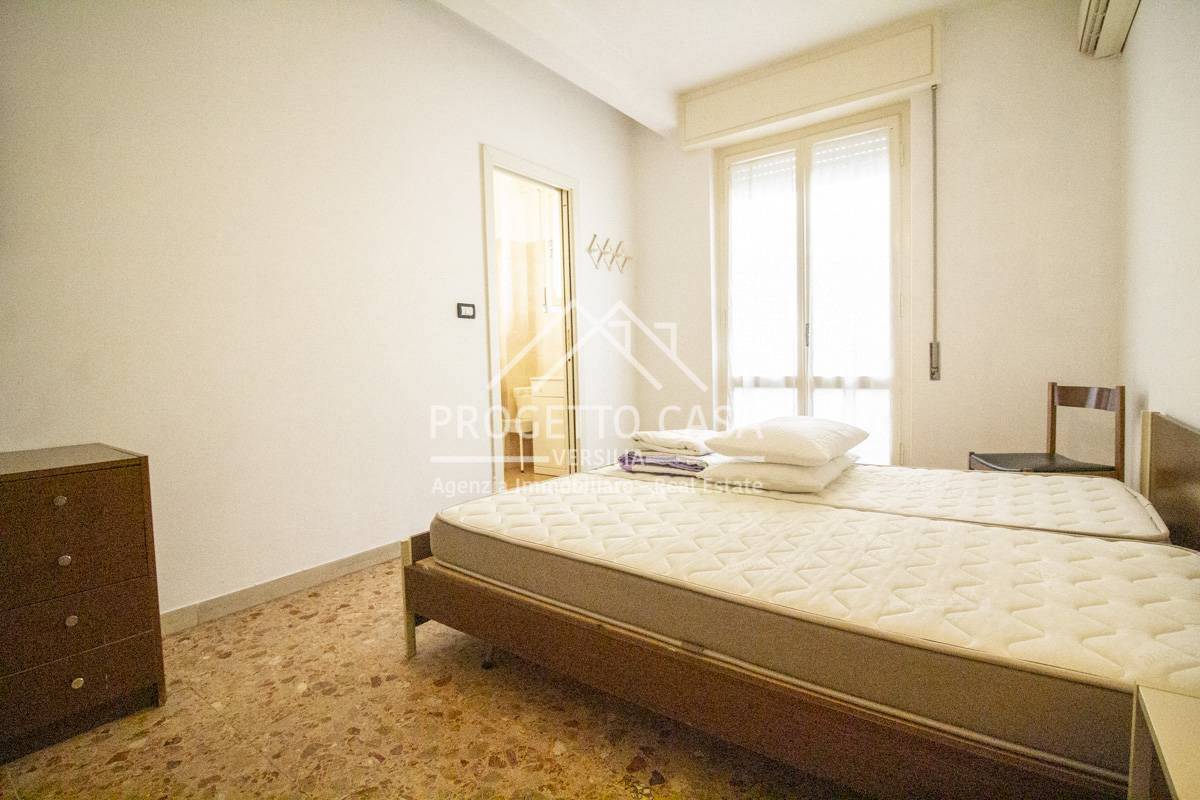 Immagine 28 di Appartamento in vendita  in via santa caterina a Camaiore