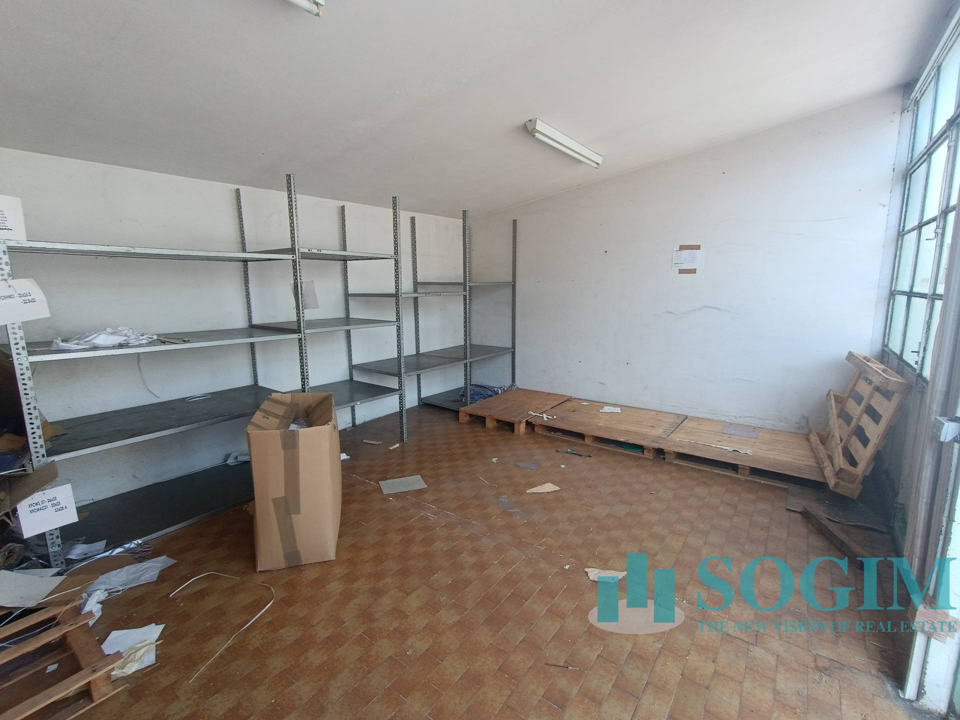 Immagine 16 di Capannone industriale in vendita  in Via Silvio Pellico 19 a Rovellasca