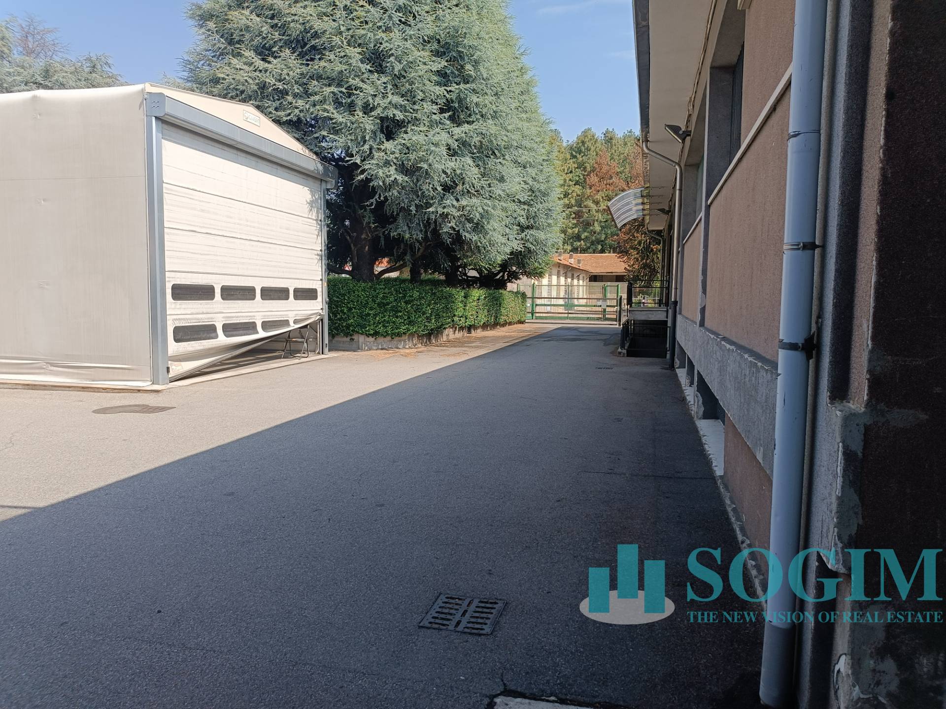 Immagine 15 di Capannone industriale in vendita  in Via Silvio Pellico 19 a Rovellasca