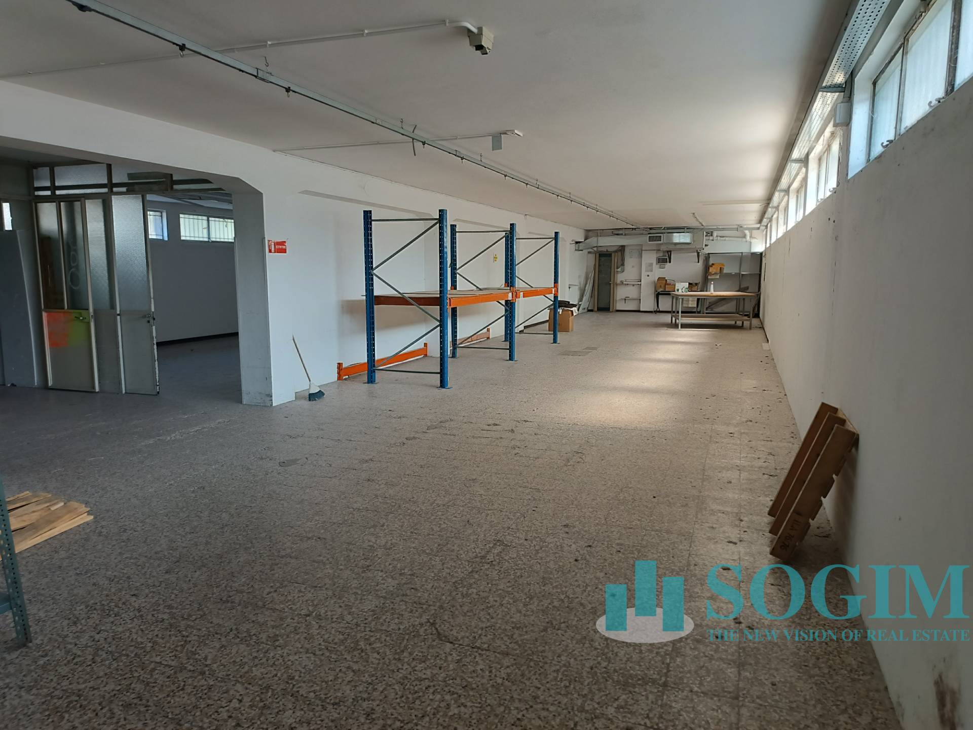 Immagine 13 di Capannone industriale in vendita  in Via Silvio Pellico 19 a Rovellasca